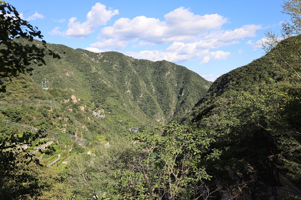 九公山陵园环境概览